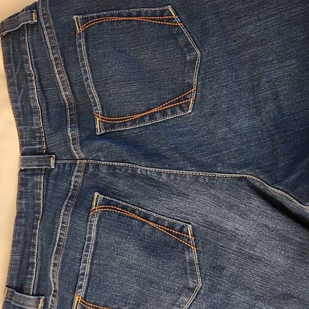 CLOSING UP SHOP!!!!  Croft & Barrow Capri Jeans - Picture 7 of 8
